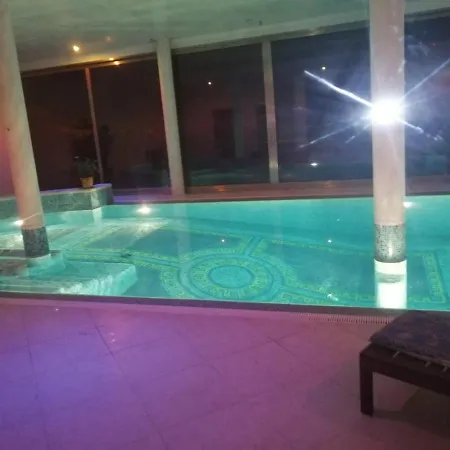 Camera King Size In Con Piscina Termale * 라찌제